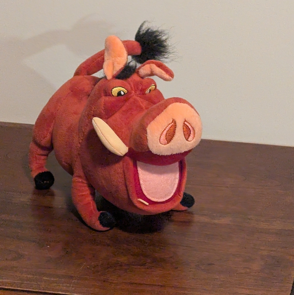 Disney Store Exclusive Lion King Pumba Plush withOut Tags Stuffed Animal 8"